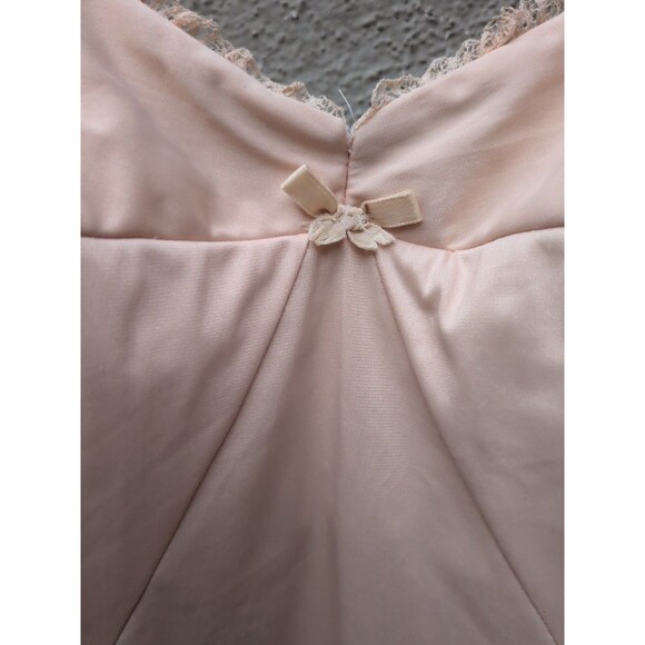 VTG Olga Bodysuit 32 B Lace Trim Legs Bust. Light Padding, Snap Closure. - Picture 15 of 16